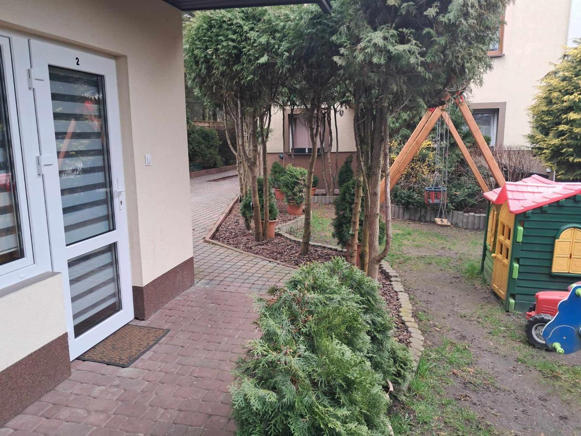Noclegi Julia Pokoje 1-3 Parter Sniadanie Kontynentalne Kielce Exterior photo